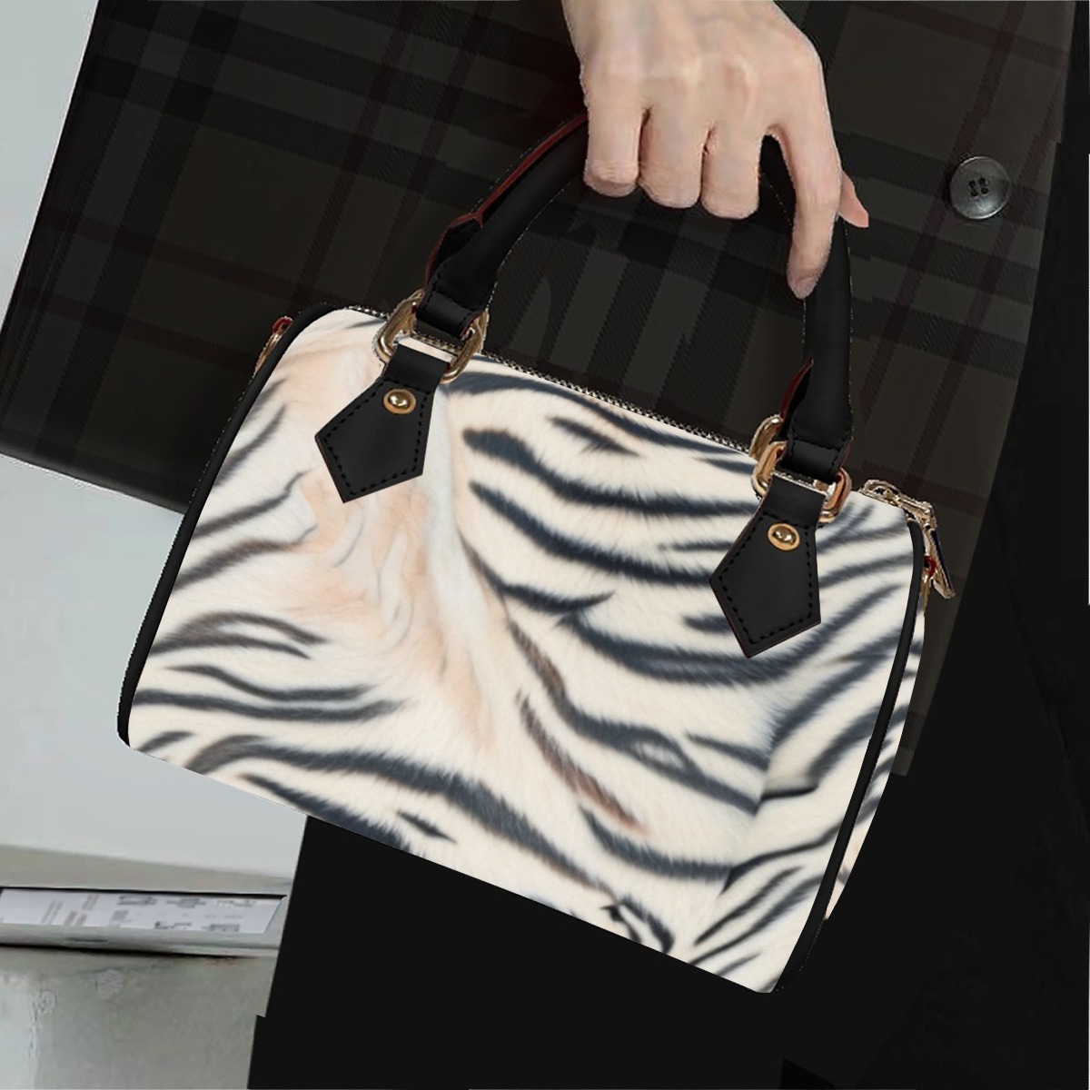 Handbag