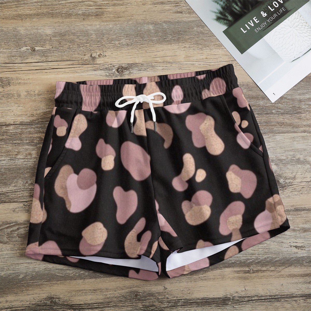 All-Over Print Women's Casual Shorts (PB2QN)